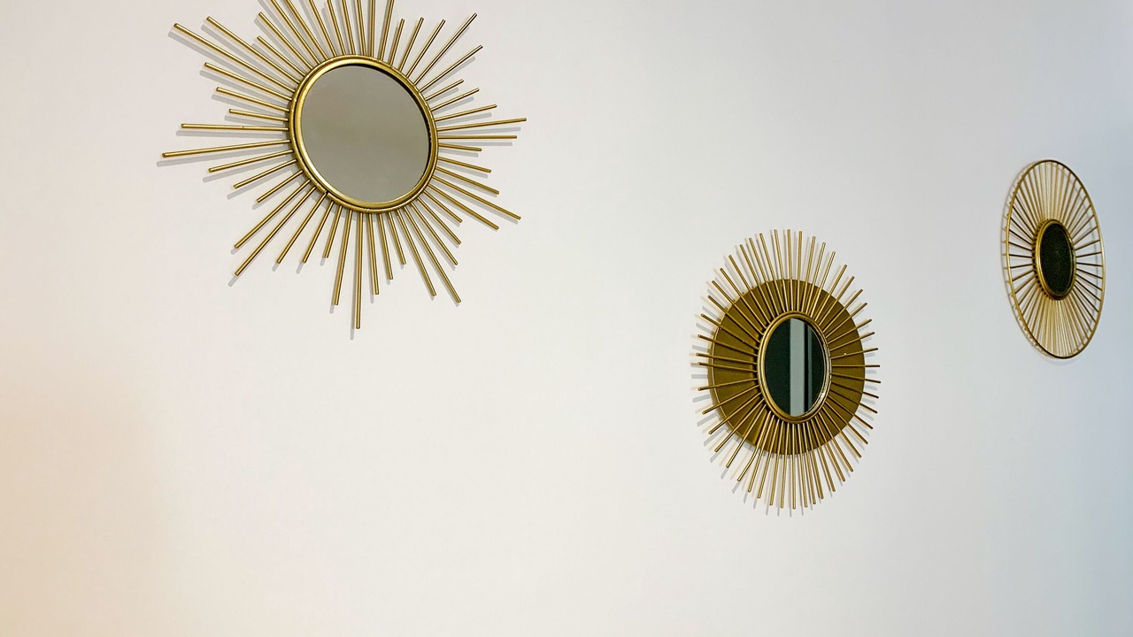 Photo of Others in Buxy