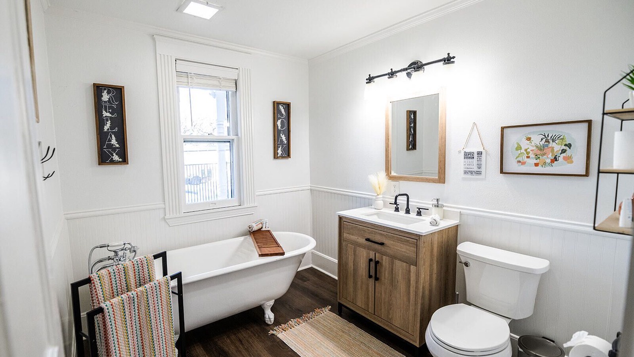 Photo of Bathroom in Euless