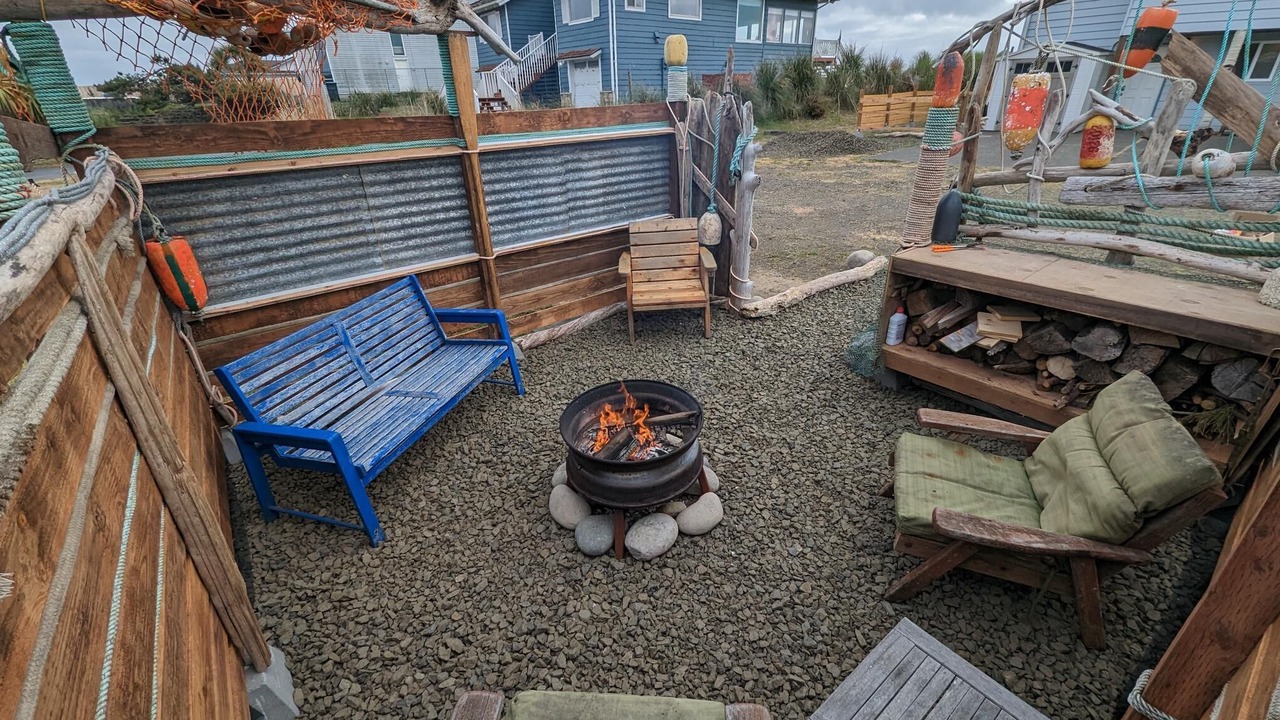 Photo of Others in Cohassett Beach