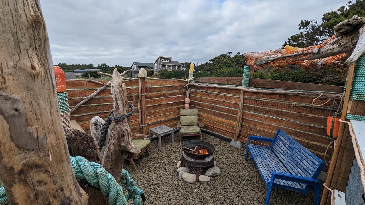 Photo of Others in Cohassett Beach