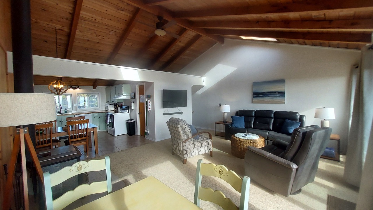 Photo of Livingroom in Cohassett Beach