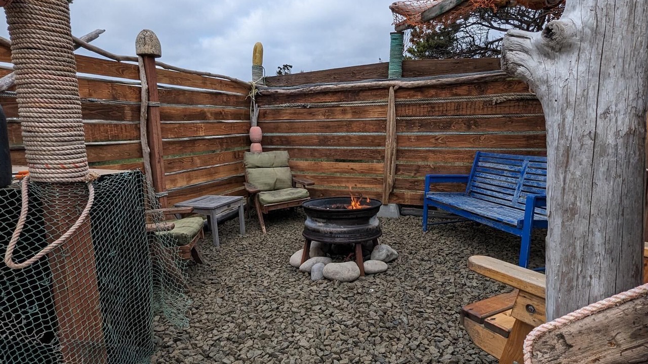 Photo of Others in Cohassett Beach