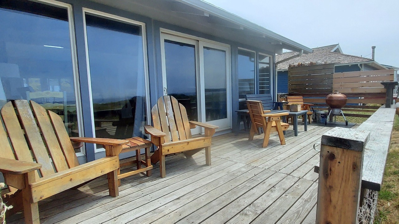 Photo of Others in Cohassett Beach