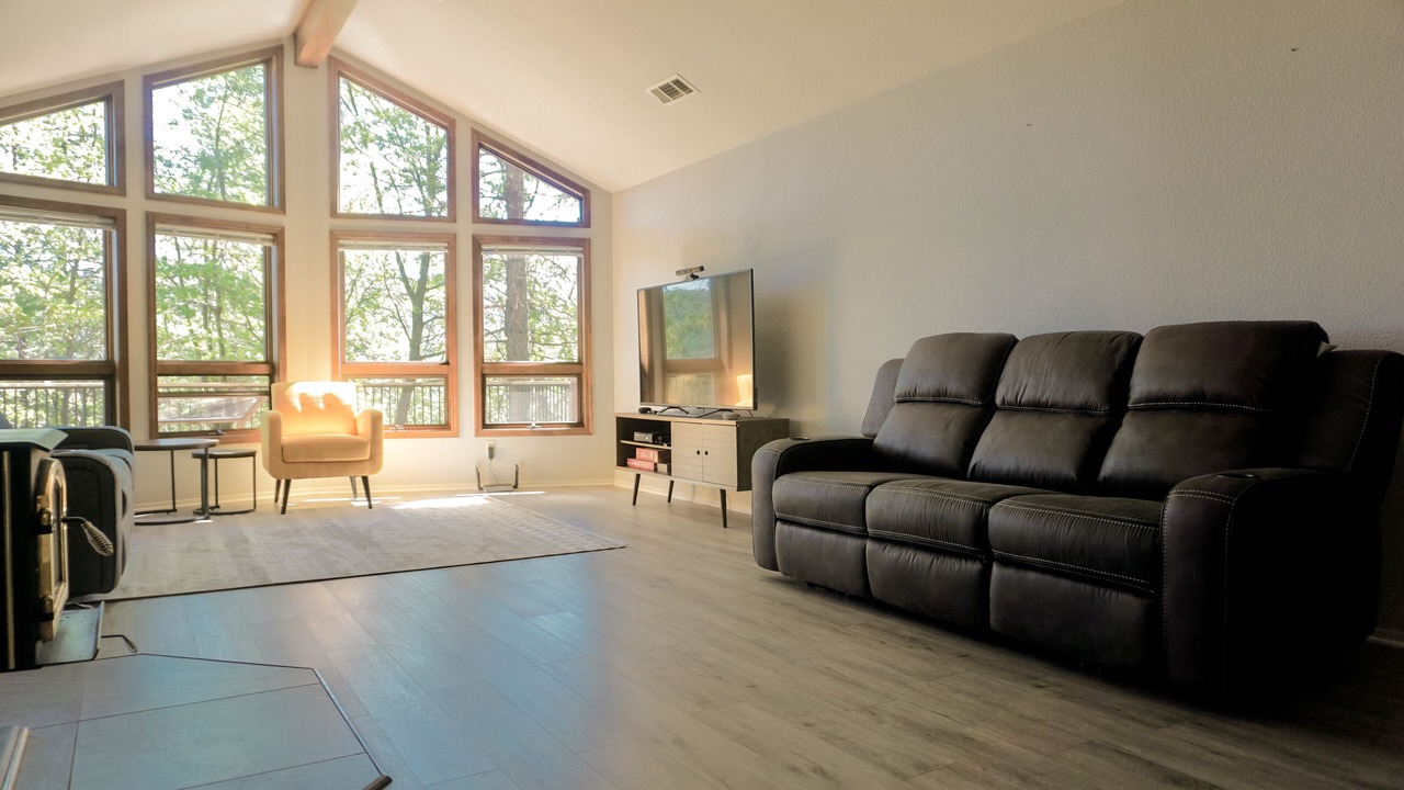 Photo of Livingroom in O'Brien