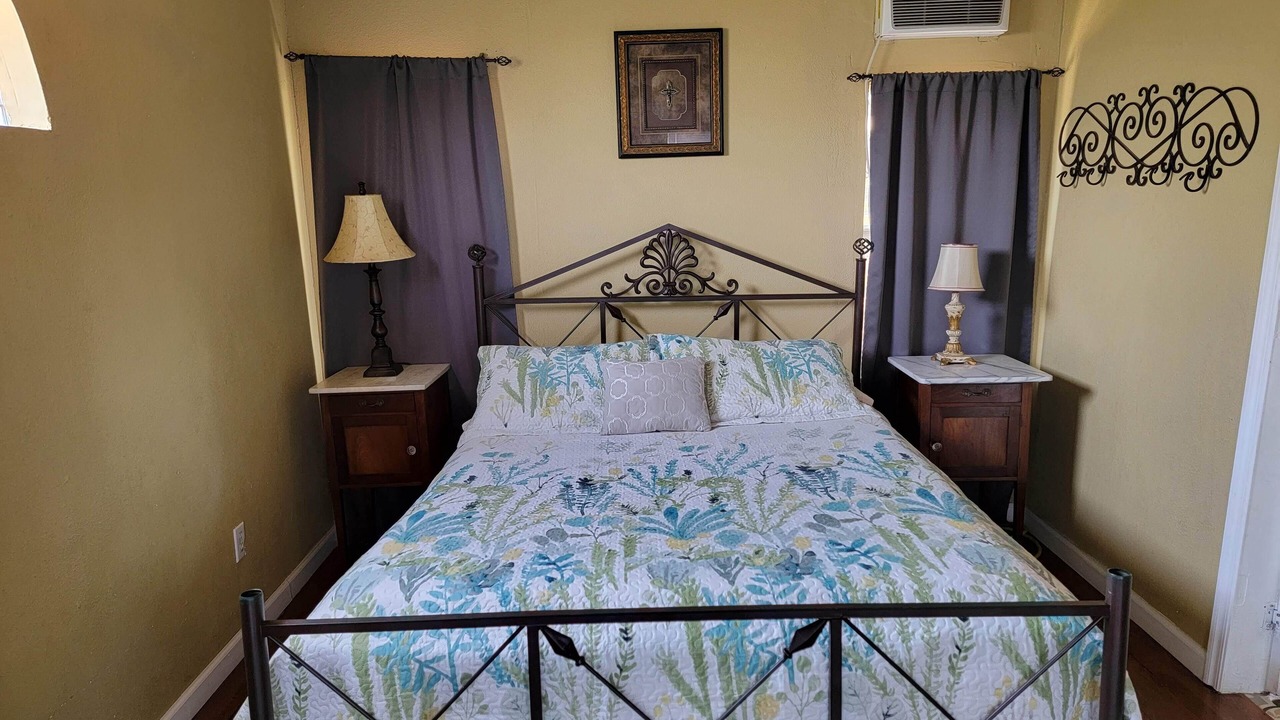 Photo of Bedroom in Davis