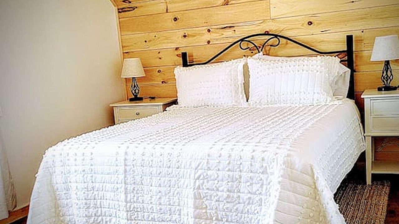 Photo of Bedroom in Cheticamp