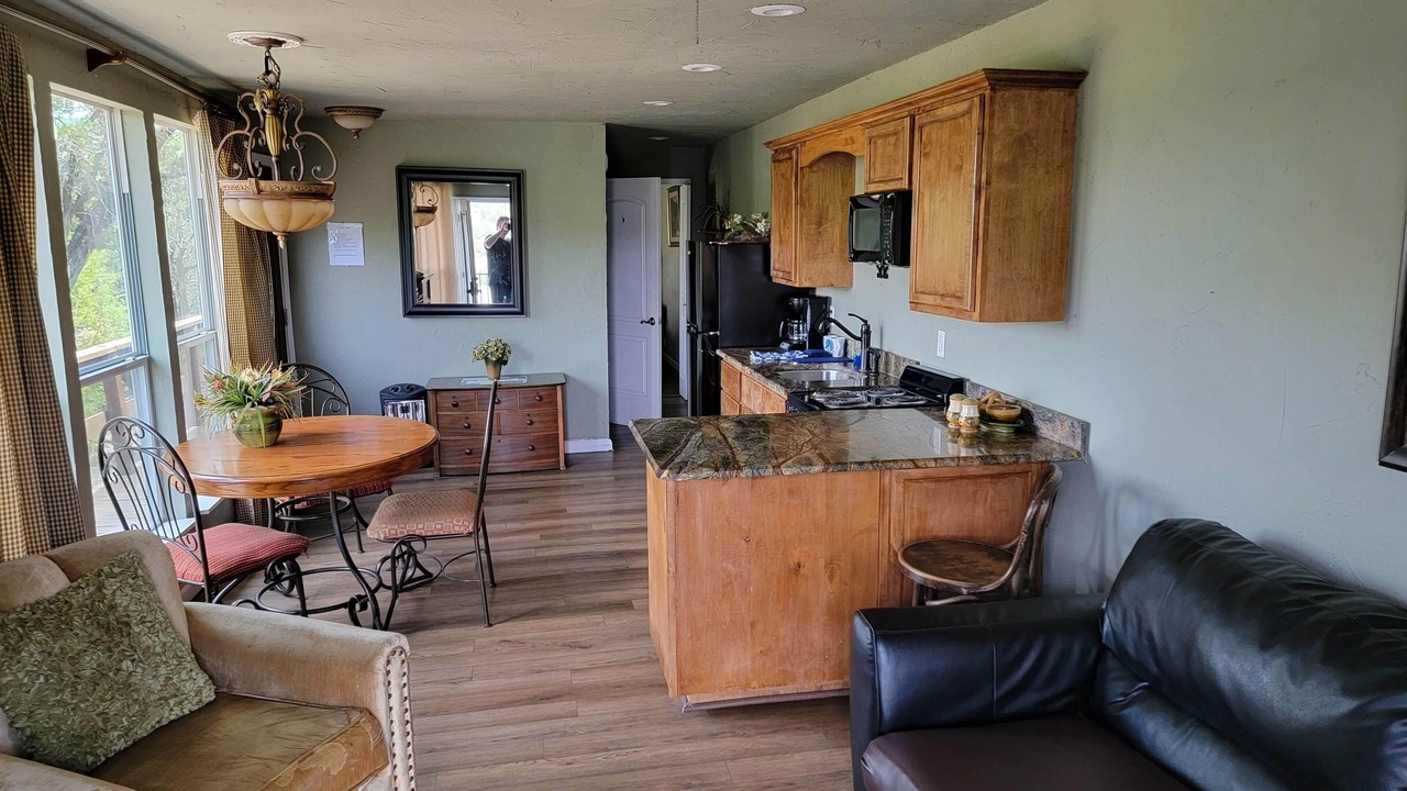 Photo of Livingroom in Davis