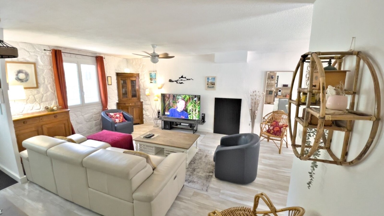Photo of Livingroom in Les Olives