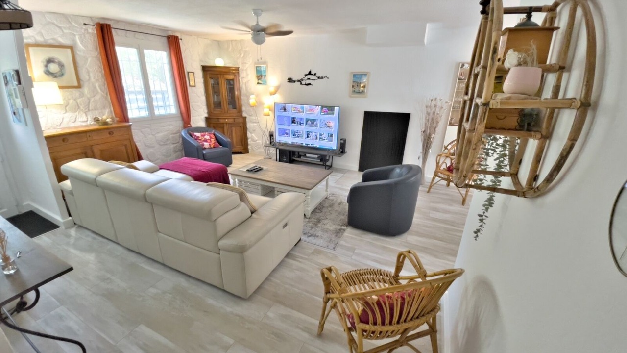 Photo of Livingroom in Les Olives