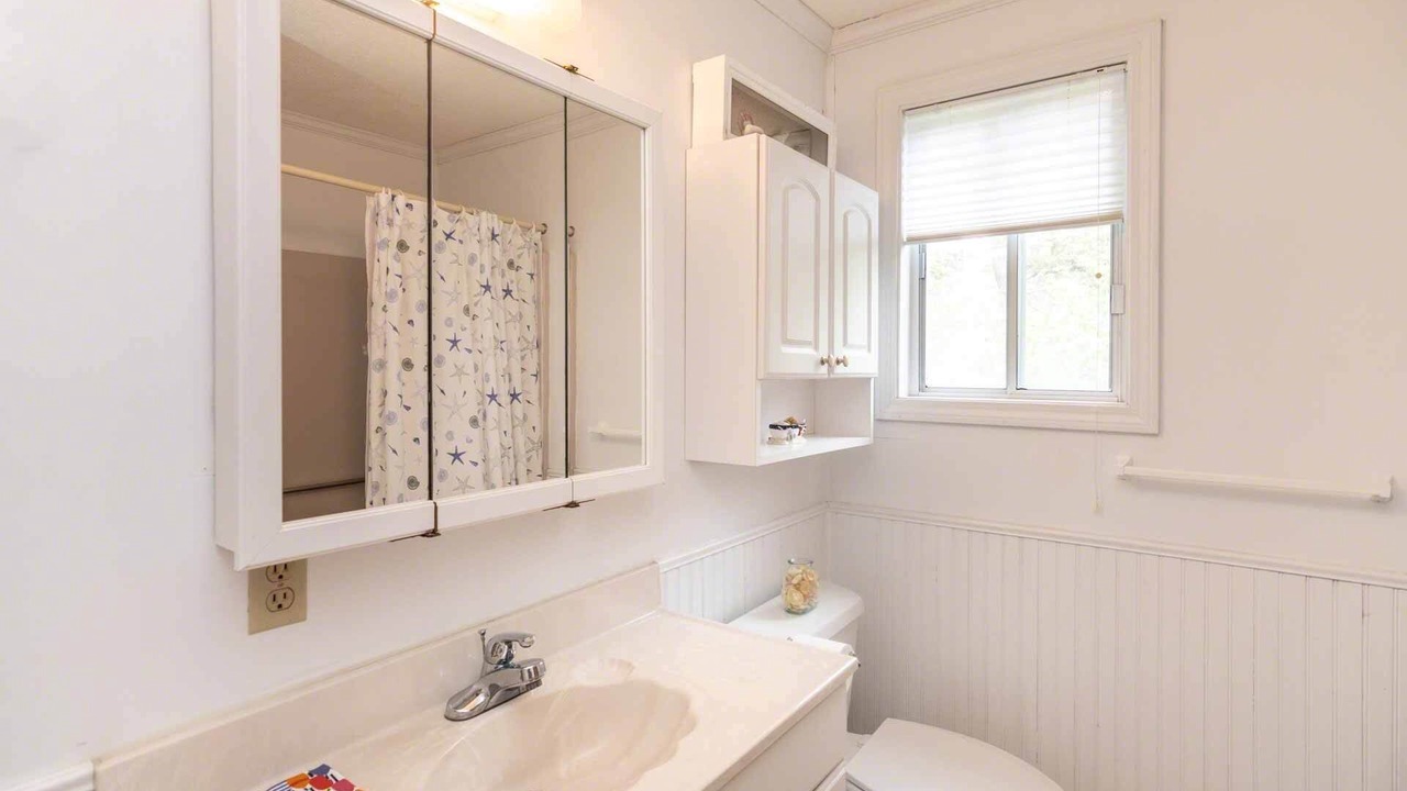 Photo of Bathroom in Katama