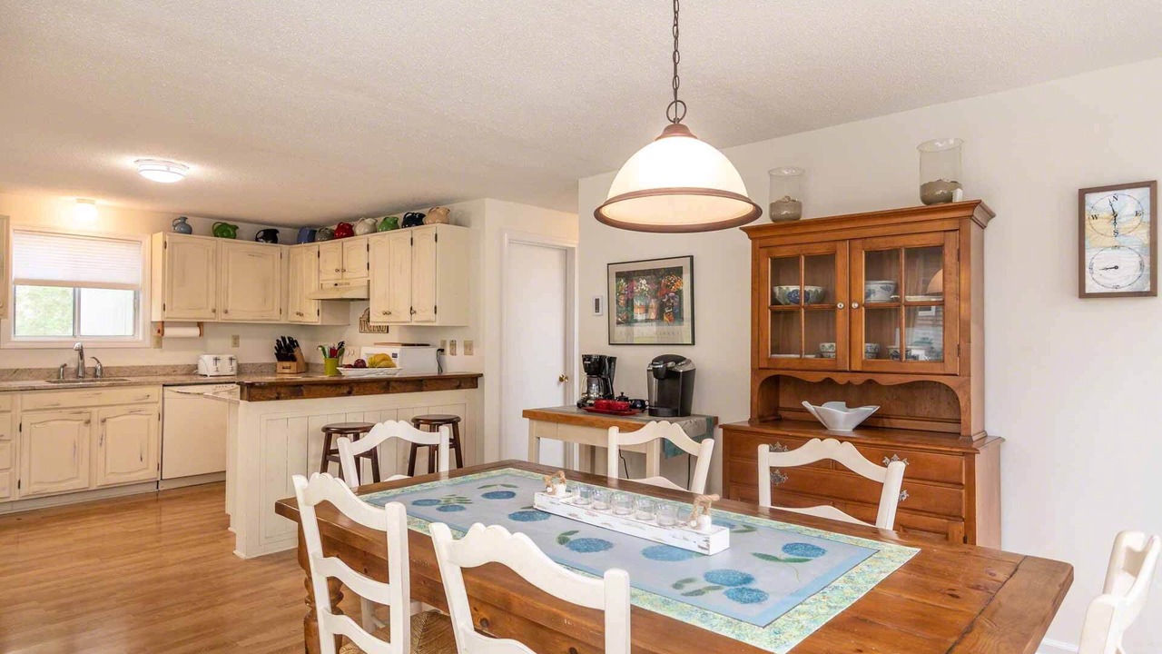 Photo of Others in Katama