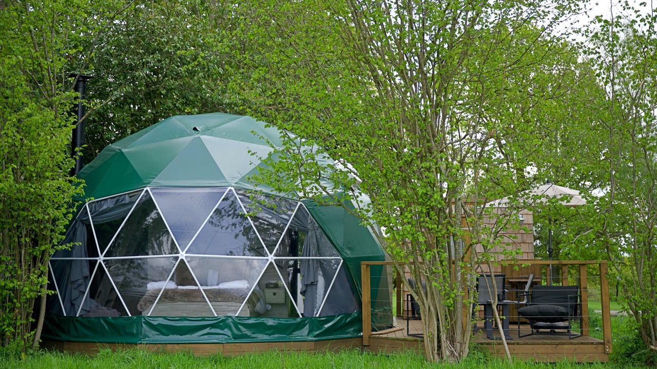 Photo of Patio Balcony in Chiddingstone Hoath