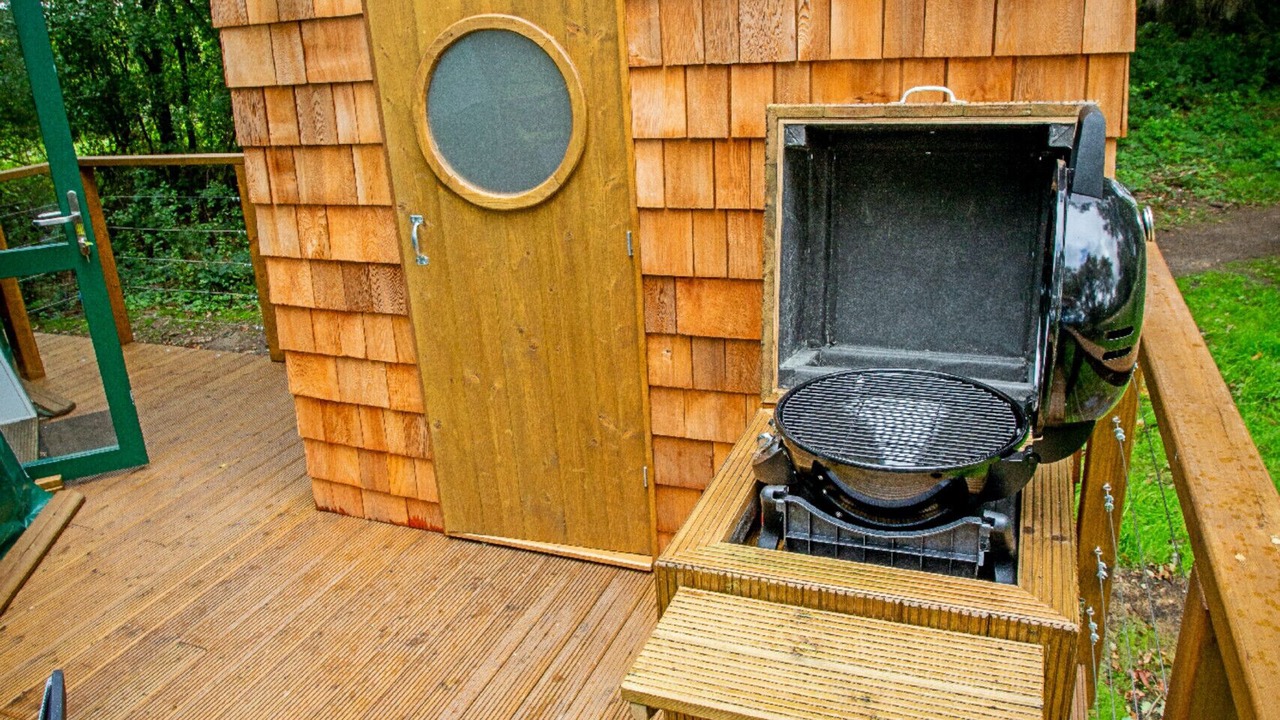 Photo of Patio Balcony in Chiddingstone Hoath