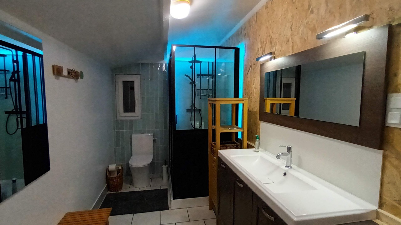 Photo of Bathroom in Saint-Riquier-es-Plains