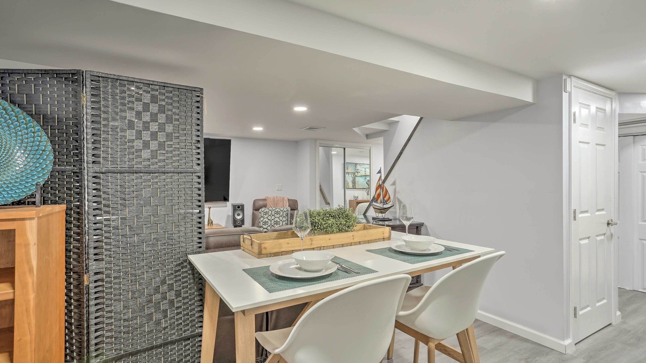 Photo of Others in Saddle Brook