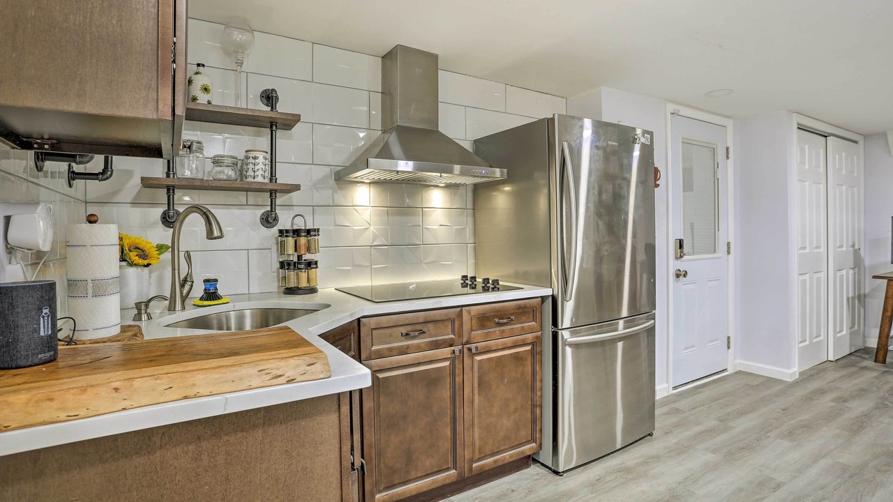 Photo of Others in Saddle Brook