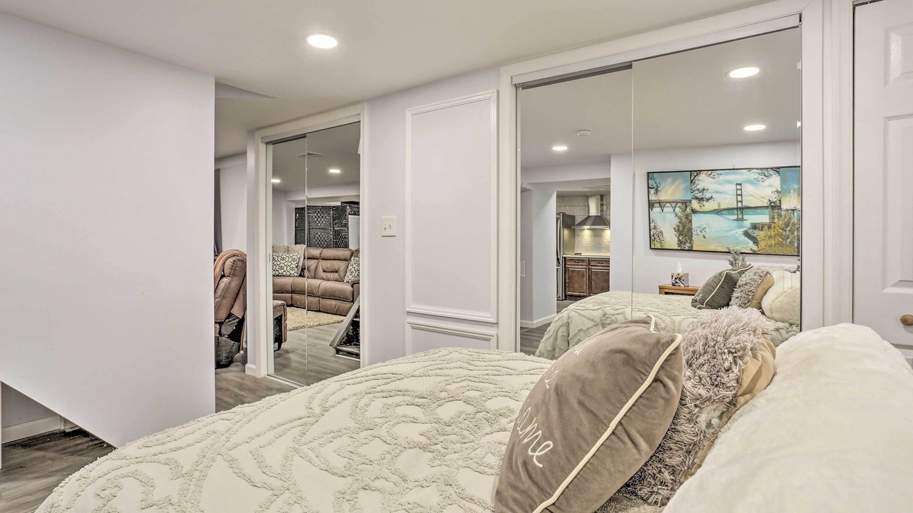 Photo of Bedroom in Saddle Brook