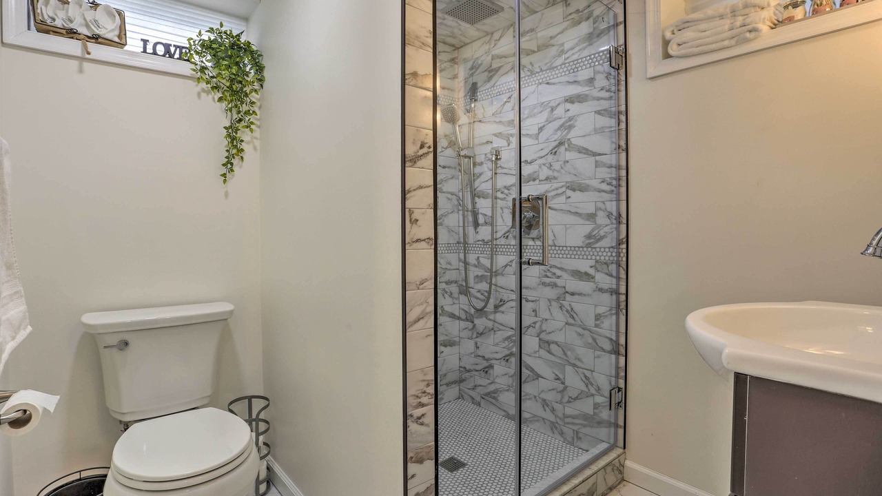 Photo of Bathroom in Saddle Brook