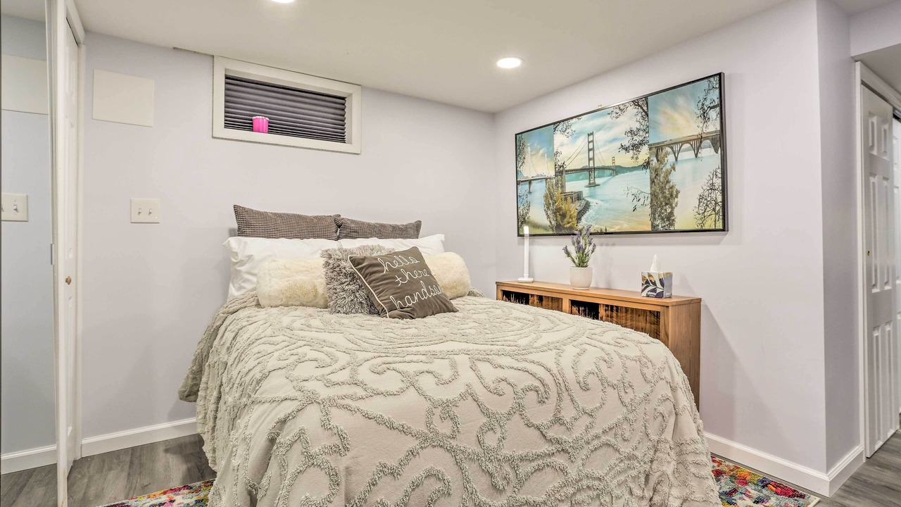 Photo of Bedroom in Saddle Brook