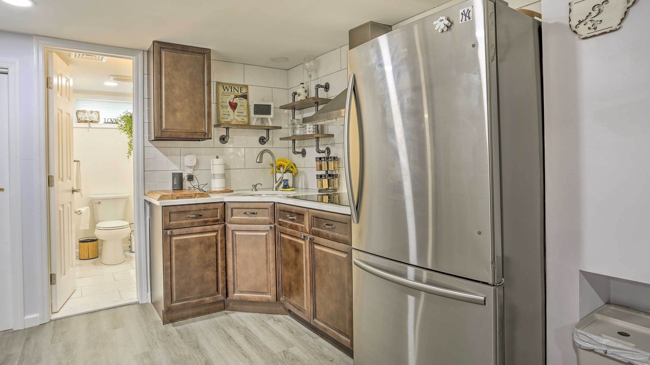 Photo of Others in Saddle Brook