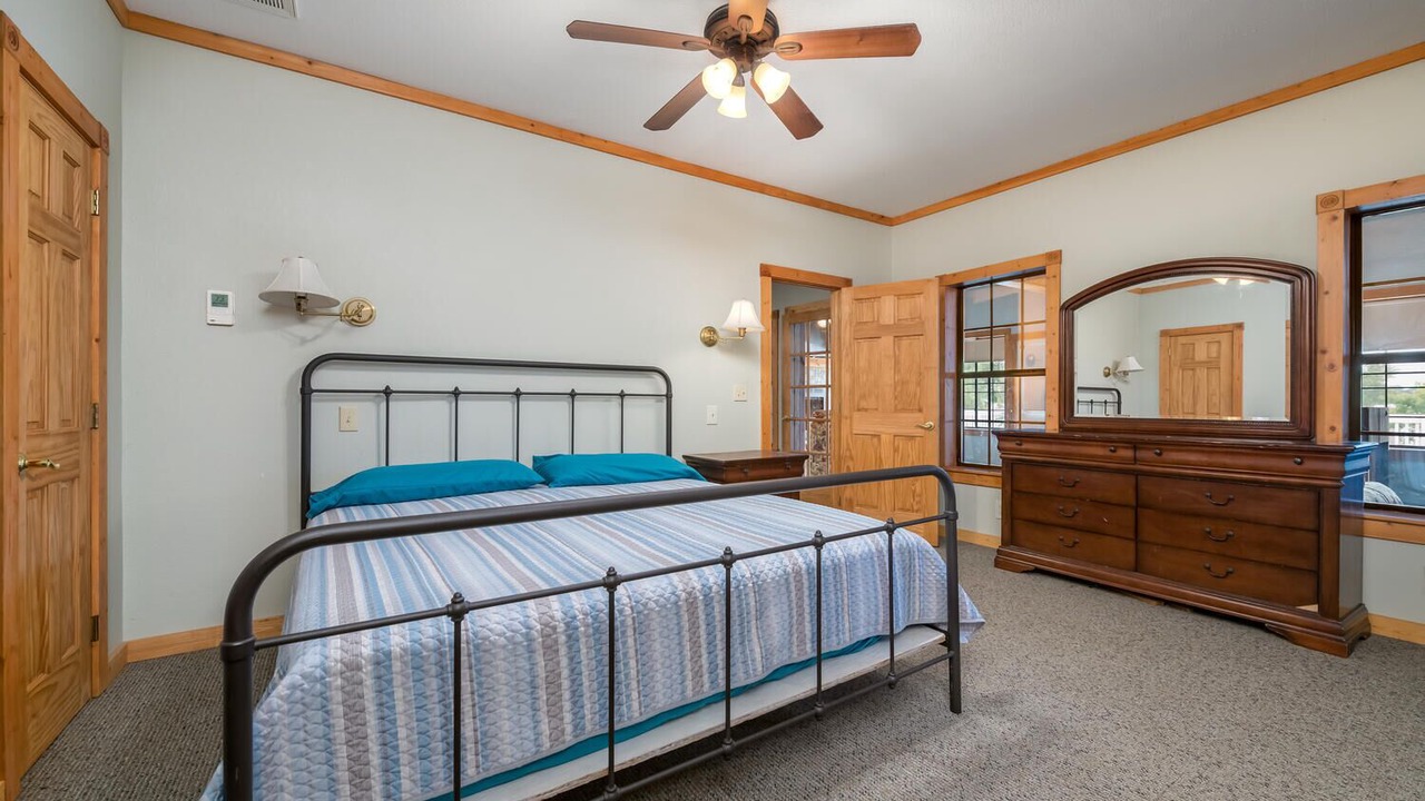 Photo of Bedroom in Cotton Gin
