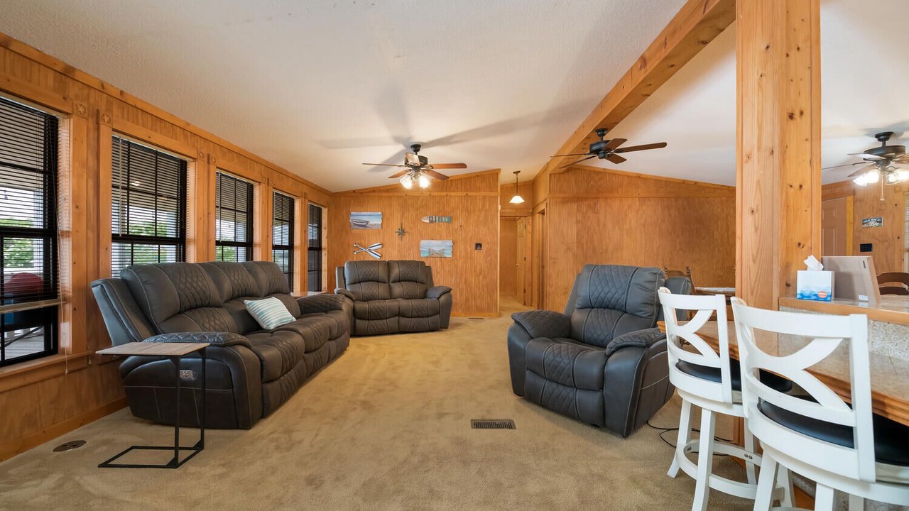 Photo of Livingroom in Cotton Gin