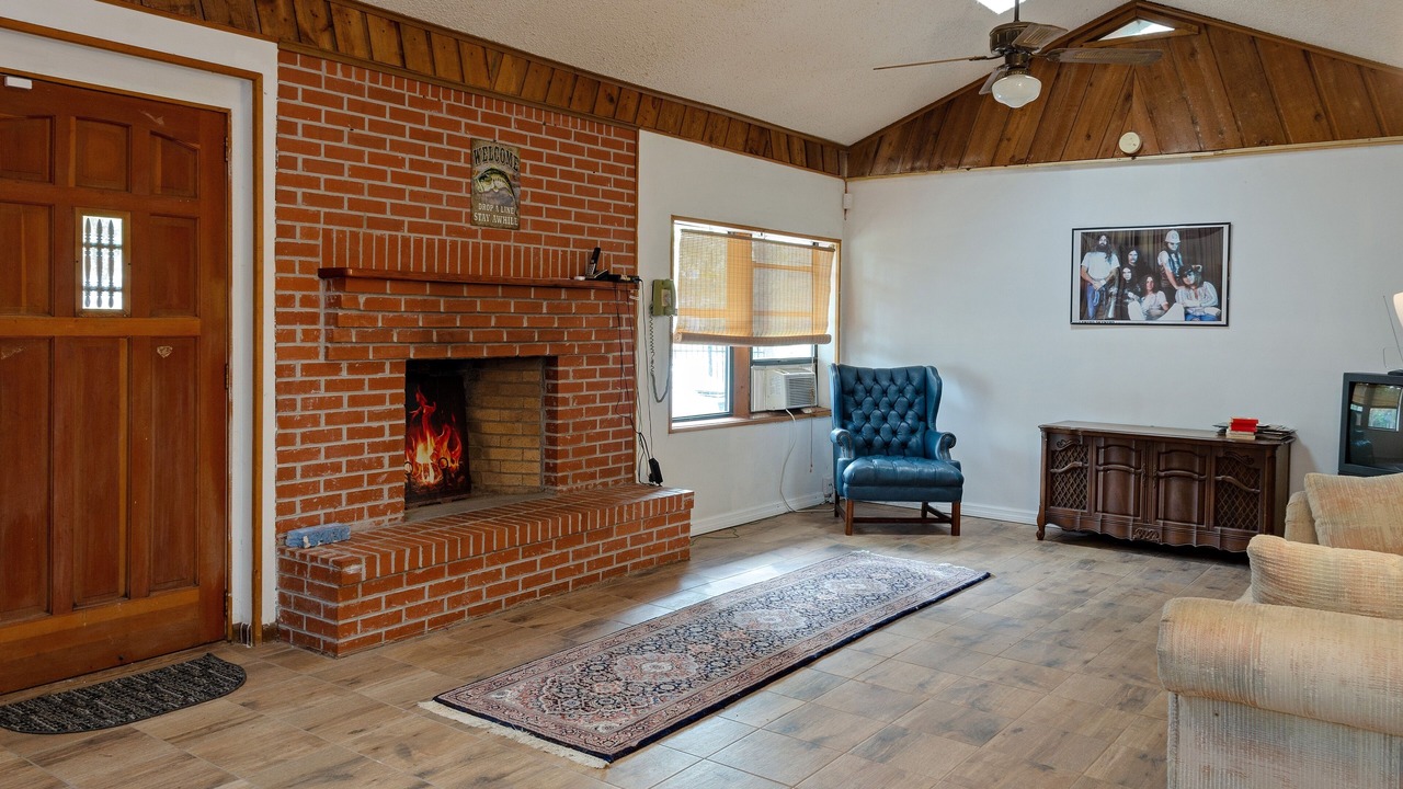 Photo of Livingroom in Jacksonville