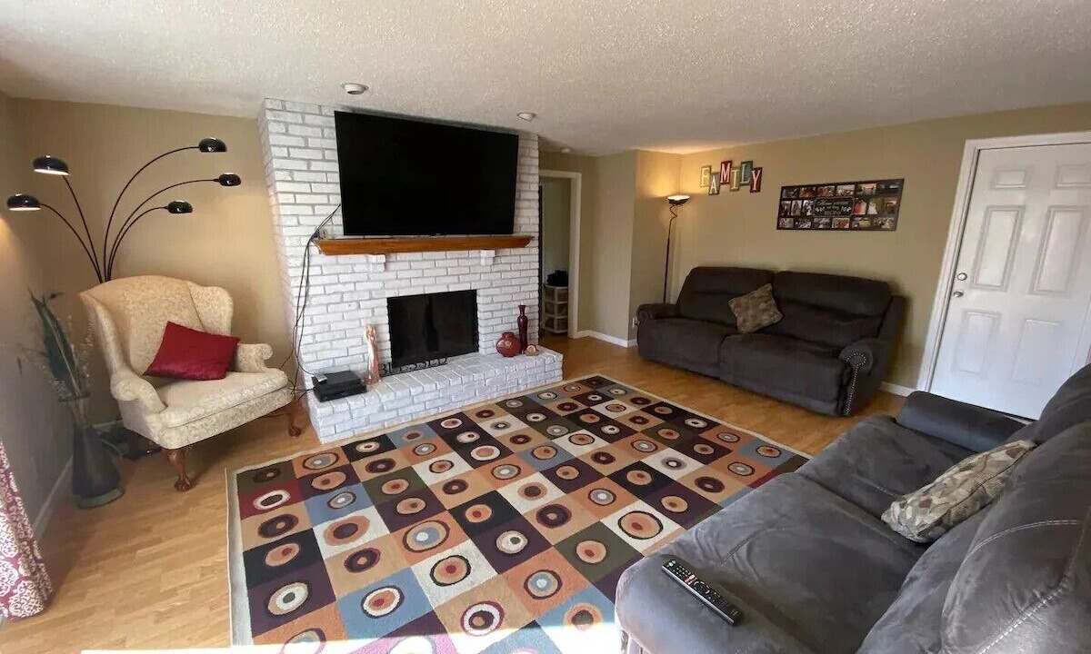 Photo of Livingroom in St. Charles
