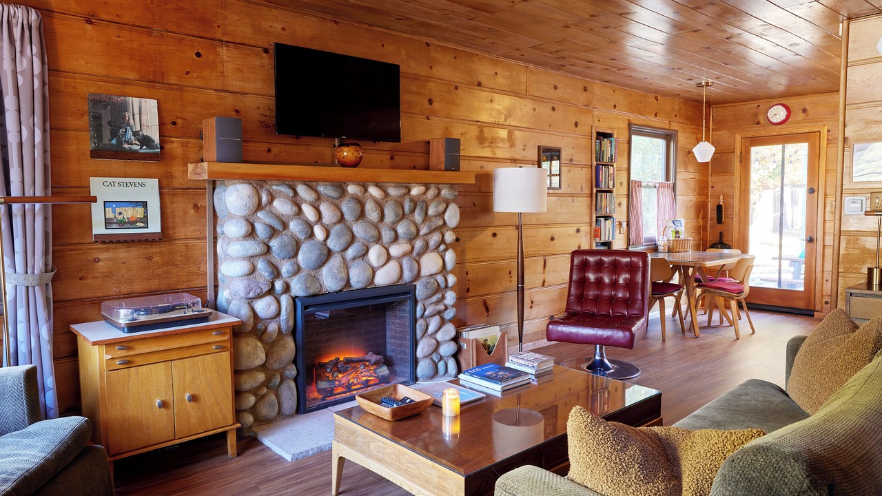 Photo of Livingroom in The Village
