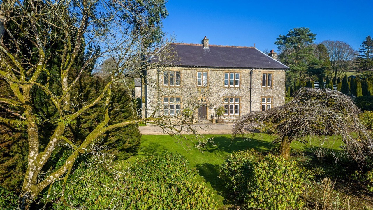 Photo of Outdoor in Brayford