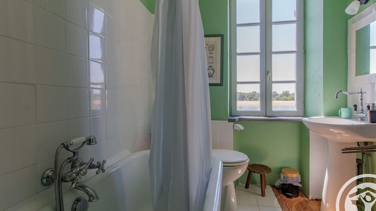 Photo of Bathroom in Ingrandes