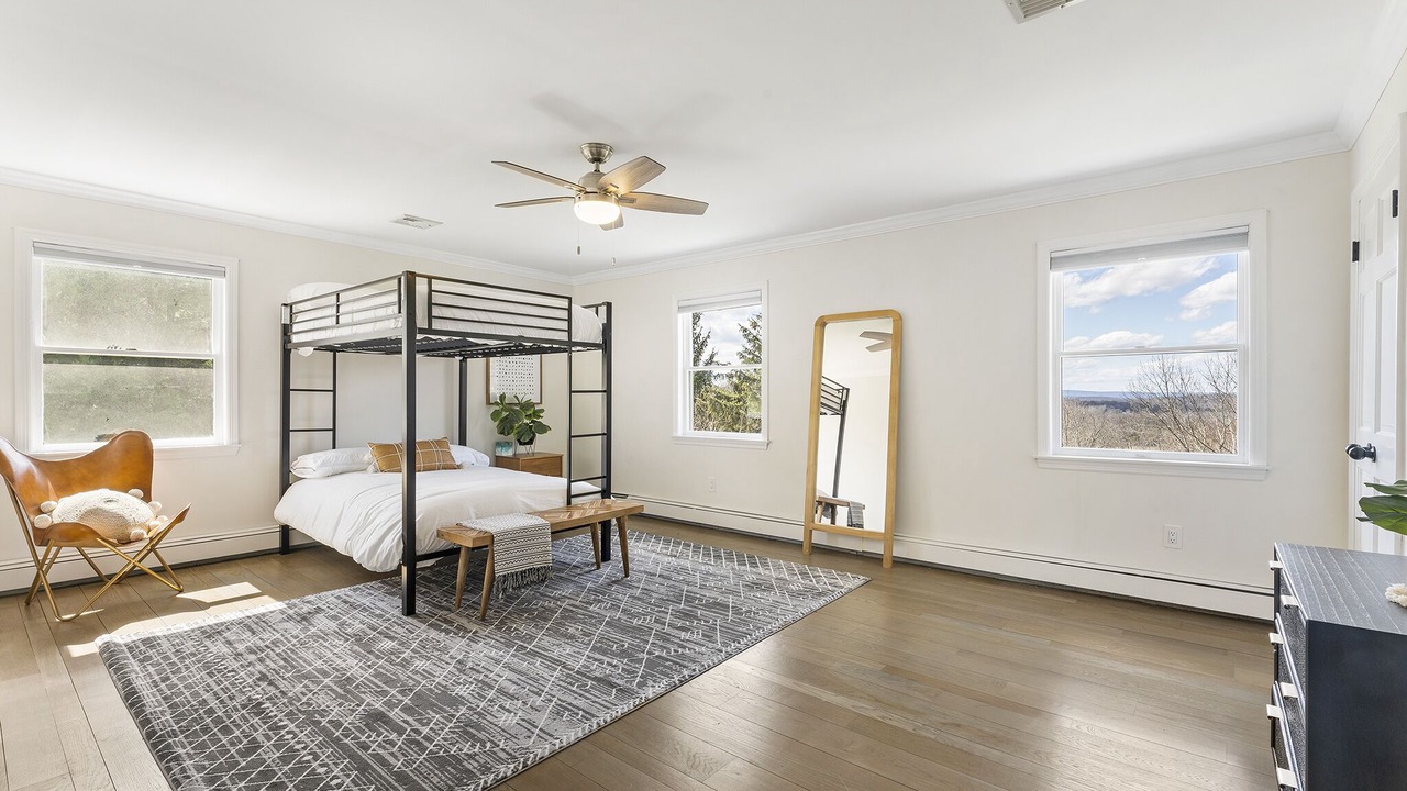 Photo of Bedroom in Warwick