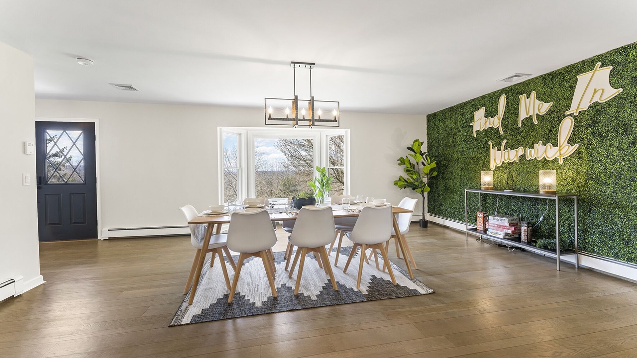 Photo of Others in Warwick