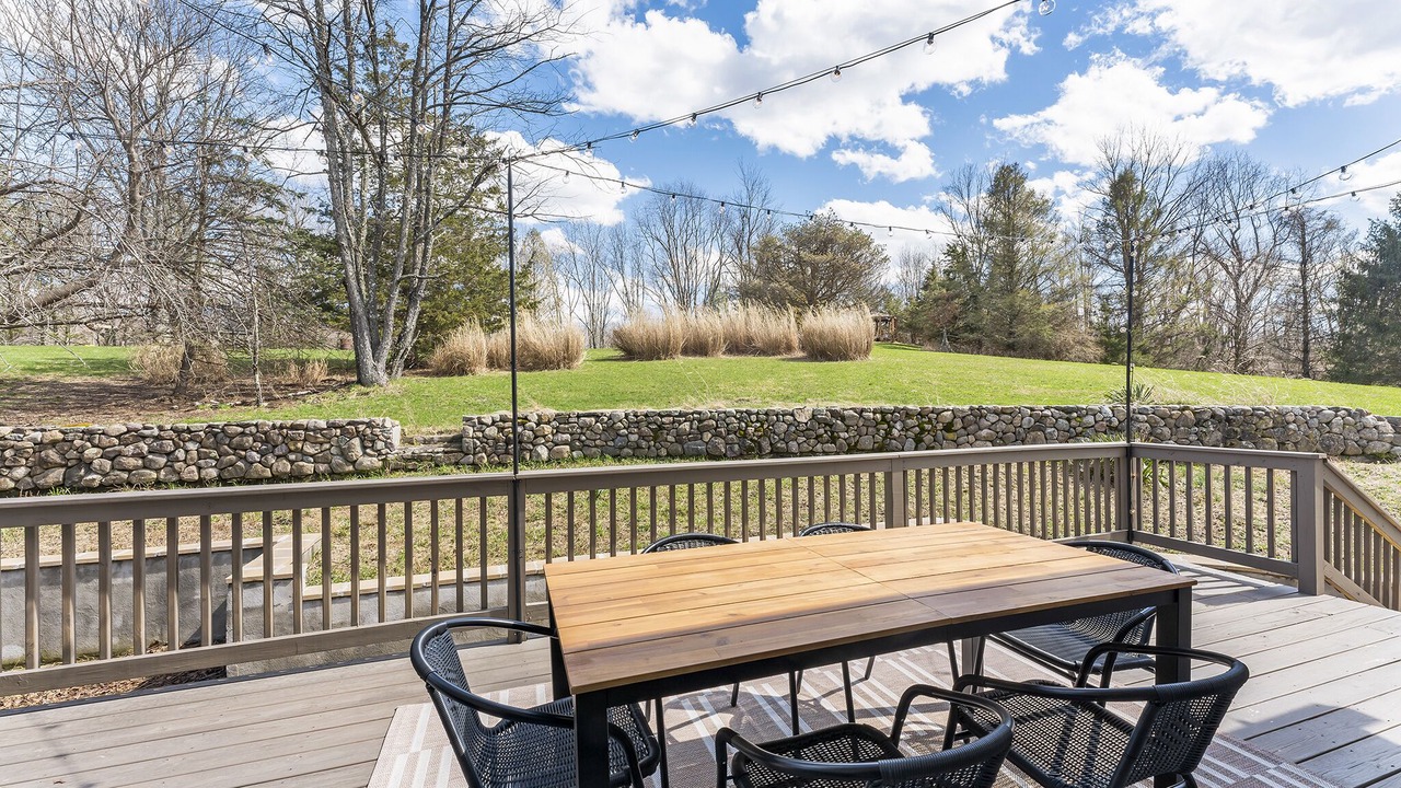 Photo of Outdoor in Warwick