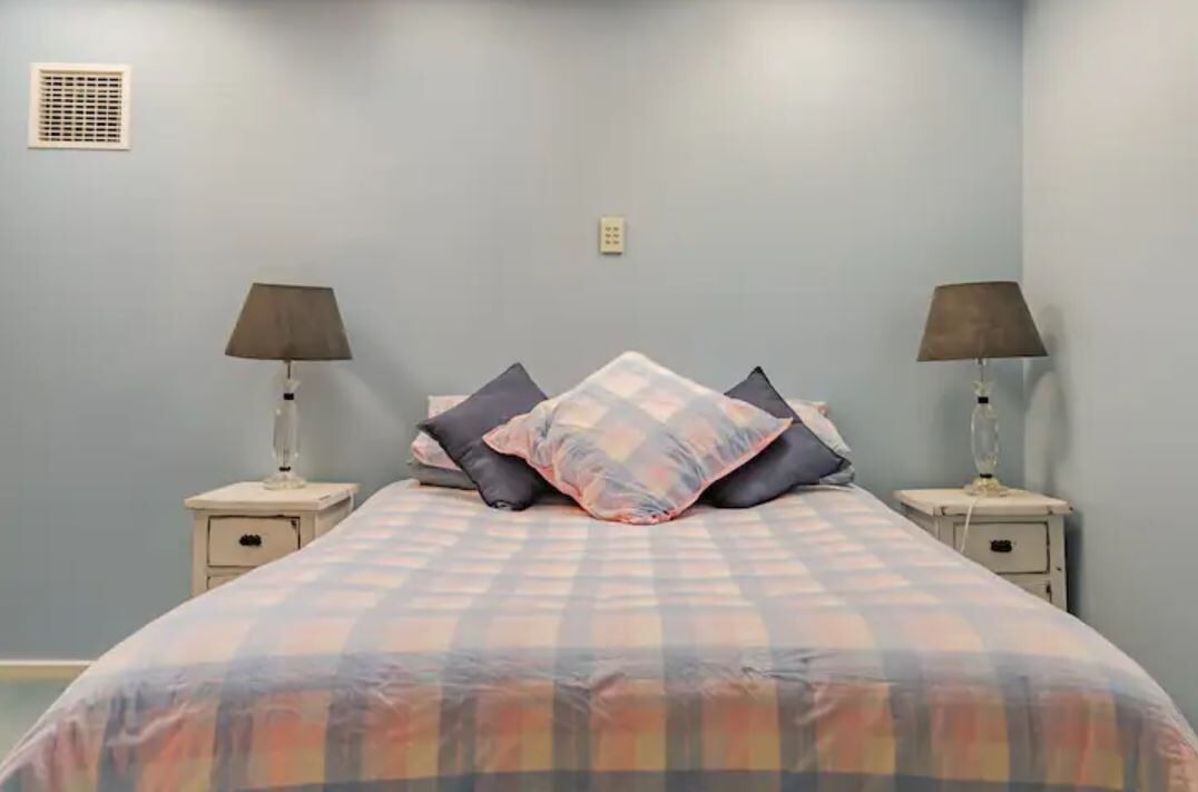 Photo of Bedroom in West Lakes Shore