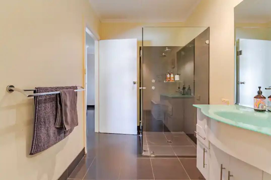 Photo of Bathroom in West Lakes Shore