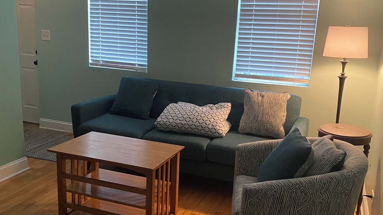 Photo of Livingroom in West Town