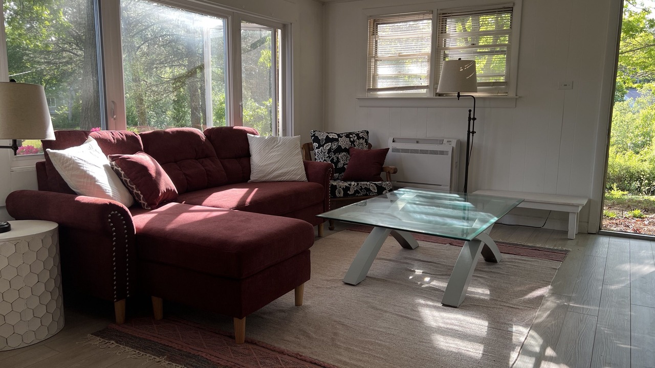 Photo of Livingroom in East Falmouth