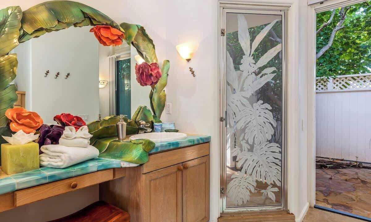 Photo of Bathroom in Puako
