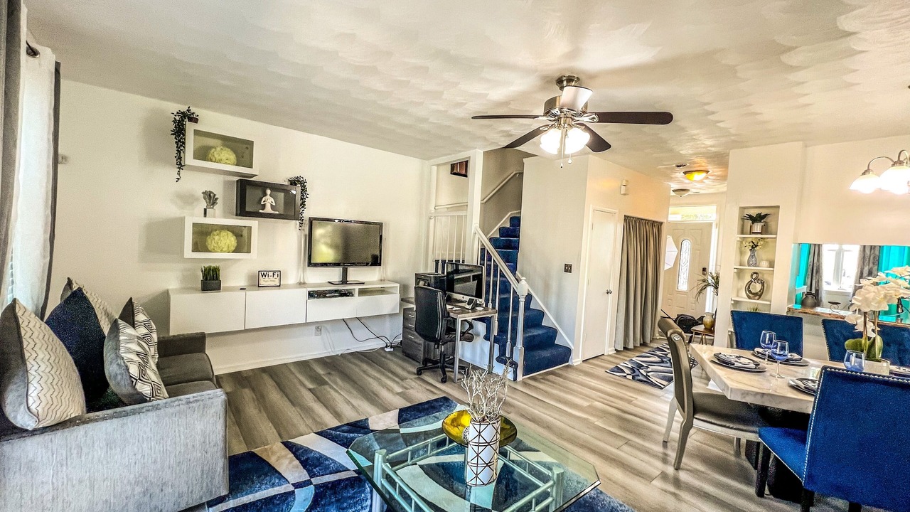 Photo of Livingroom in Virginia Beach