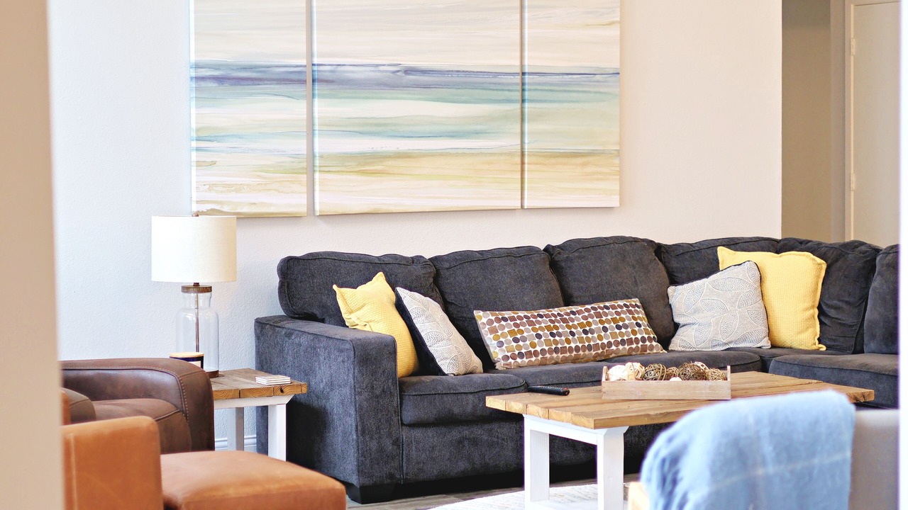 Photo of Livingroom in Tool