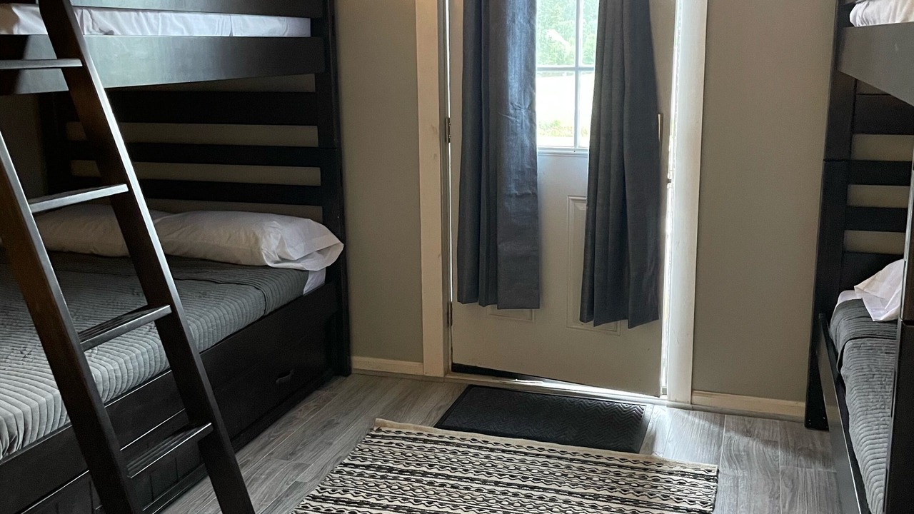 Photo of Bedroom in Fentress