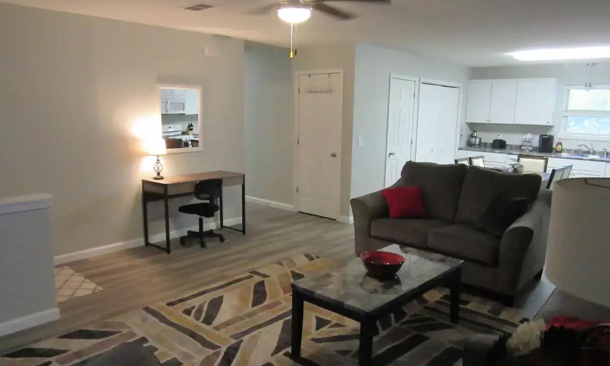 Photo of Livingroom in West Lafayette