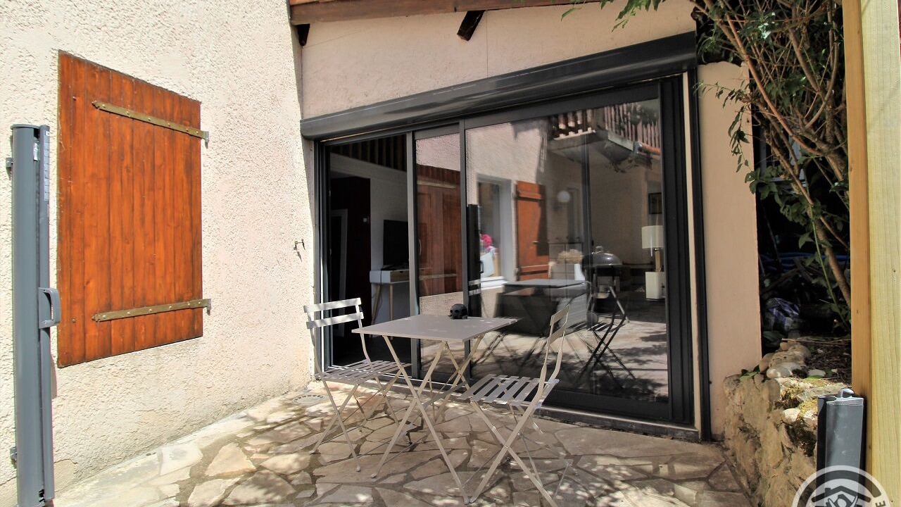 Photo of Outdoor in Sathonay-Camp