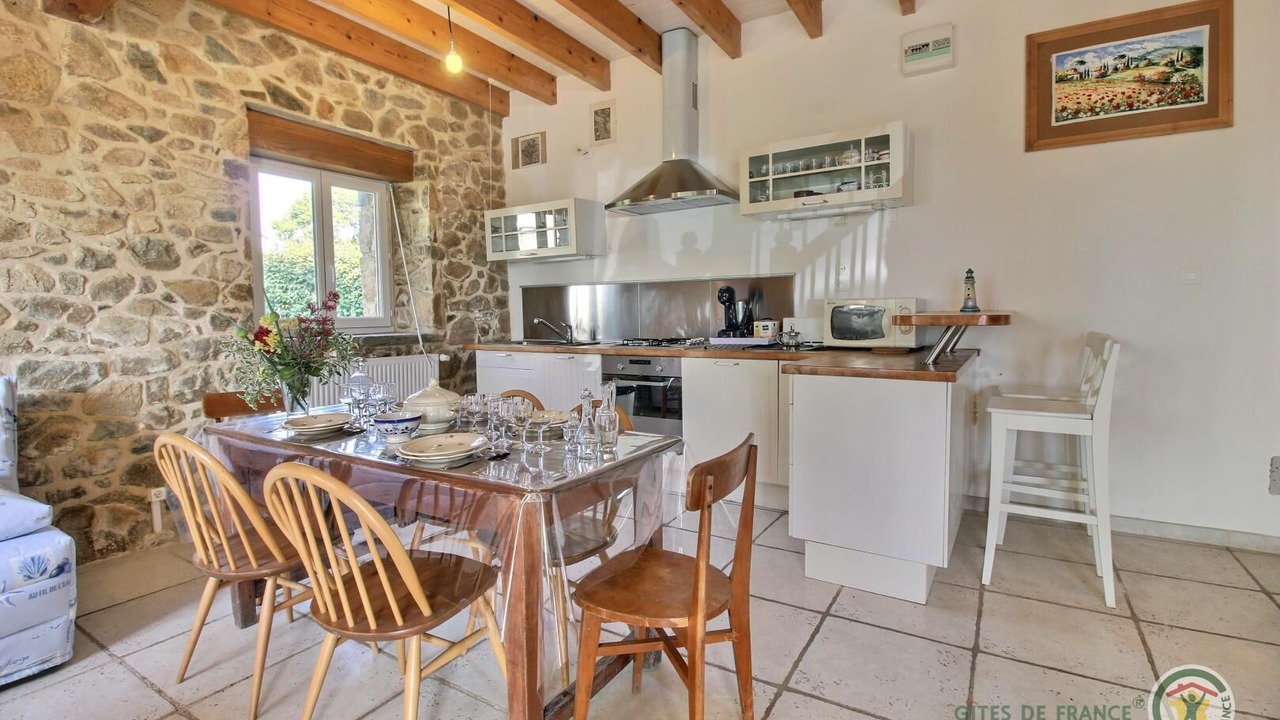 Photo of Kitchen in Plouguiel
