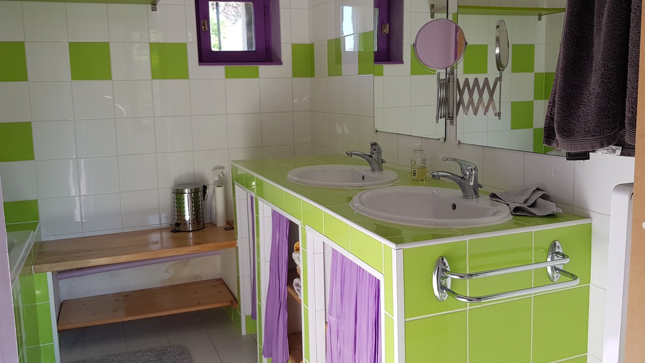 Photo of Bathroom in Cormelles-le-Royal
