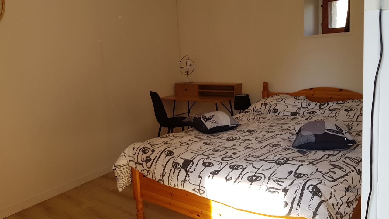 Photo of Bedroom in Cormelles-le-Royal