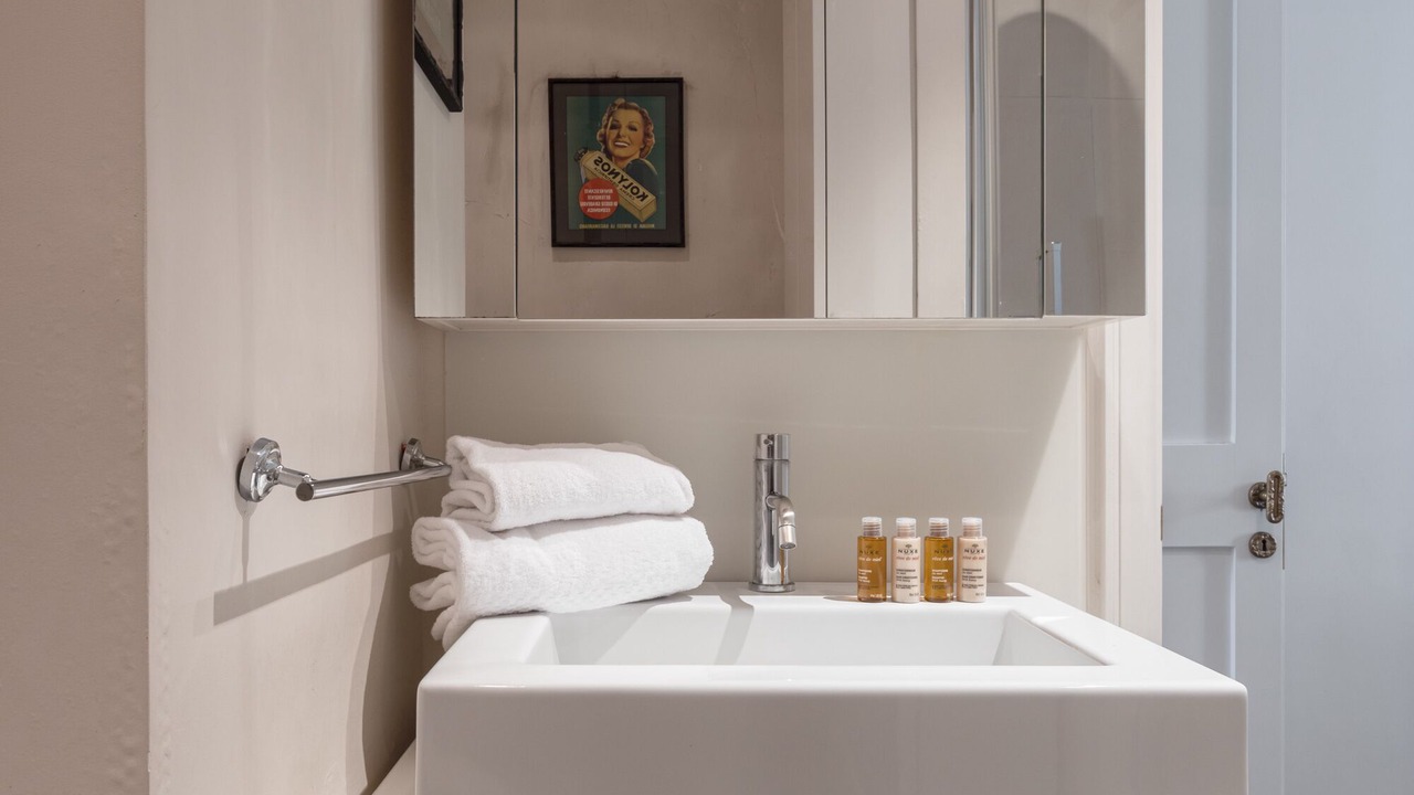 Photo of Bathroom in Porte-Dauphine