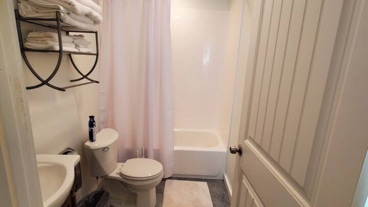 Photo of Bathroom in Garfield