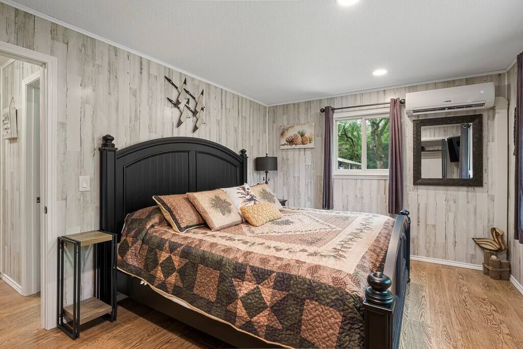 Photo of Others in Shell Knob